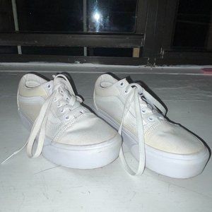 Vans Women's Old Skool Core Classics